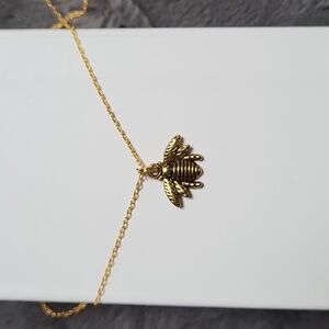 NWOT Handmade Bee Necklace!